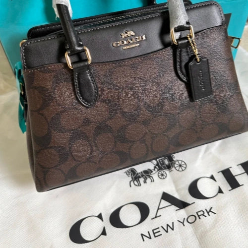 Exploring Coach handbag manufacturers Global Production and Craftsmanship